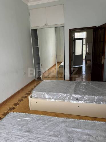 İcarəyə verilir 2 otaqlı köhnə tikili 60 m², 28 May m., photo 7 from 10