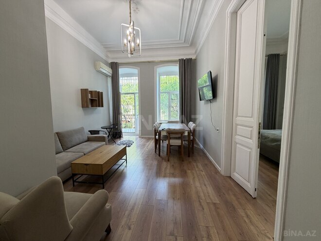 İcarəyə verilir 2 otaqlı köhnə tikili 60 m², Sahil m., photo 10 from 23