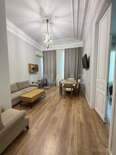 İcarəyə verilir 2 otaqlı köhnə tikili 60 m², Sahil m., photo 7 from 23