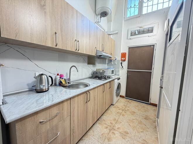 İcarəyə verilir 2 otaqlı köhnə tikili 60 m², Sahil m., photo 16 from 23