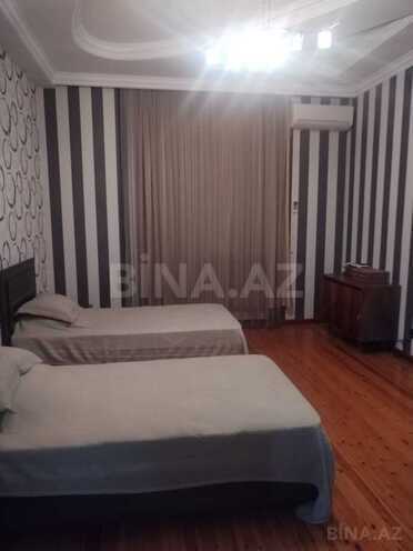 Продаётся 10-комн. дом/дача 750 м², Бинагадинский р., photo 15 from 32