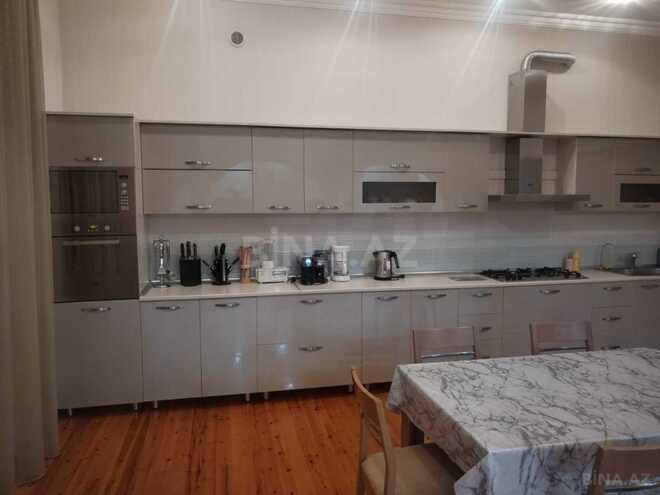Продаётся 10-комн. дом/дача 750 м², Бинагадинский р., photo 8 from 32