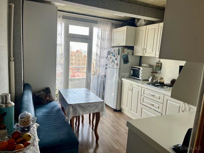 Satılır 2 otaqlı köhnə tikili 70 m², 8 Noyabr m., photo 14 from 23