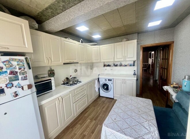 Satılır 2 otaqlı köhnə tikili 70 m², 8 Noyabr m., photo 13 from 23