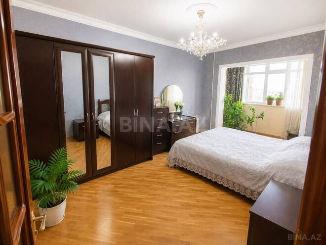 Satılır 4 otaqlı köhnə tikili 110 m², Azadlıq Prospekti m., photo 4 from 11