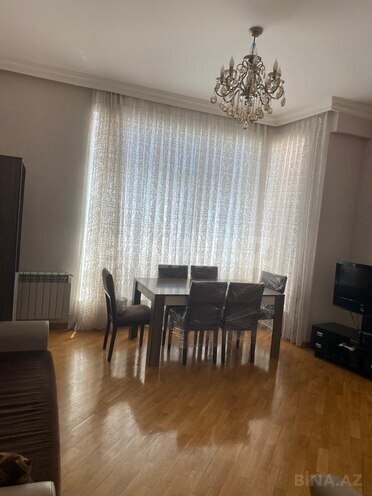 Сдаётся 3-комн. новостройка 80 м², м. Элмляр Академиясы, photo 1 from 19