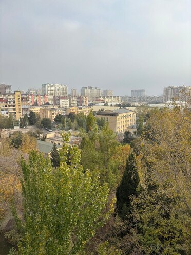 Satılır 4 otaqlı köhnə tikili 115 m², Azadlıq Prospekti m., photo 20 from 22