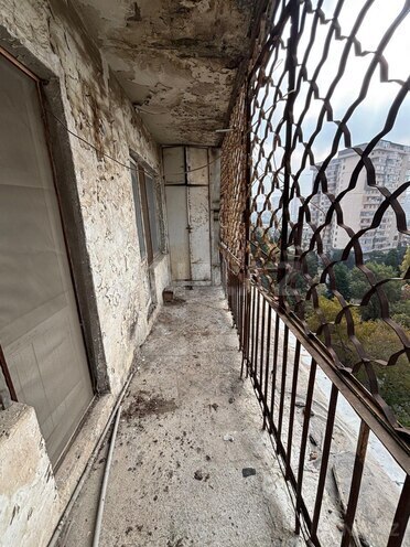 Satılır 4 otaqlı köhnə tikili 115 m², Azadlıq Prospekti m., photo 16 from 22