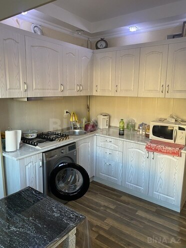 Продаётся 2-комн. вторичка 75 м², м. Ази Асланов, photo 8 from 13