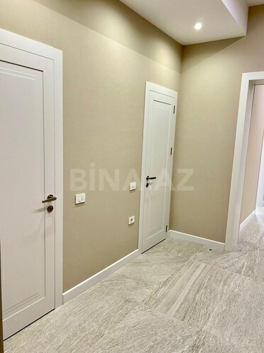 İcarəyə verilir 3 otaqlı yeni tikili 110 m², 28 May m., photo 17 from 32