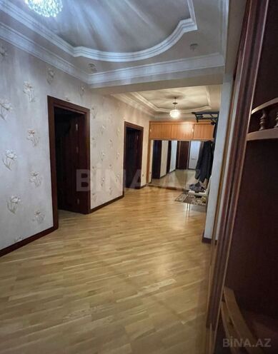 Сдаётся 3-комн. новостройка 130 м², м. Иншаатчылар, photo 8 from 12