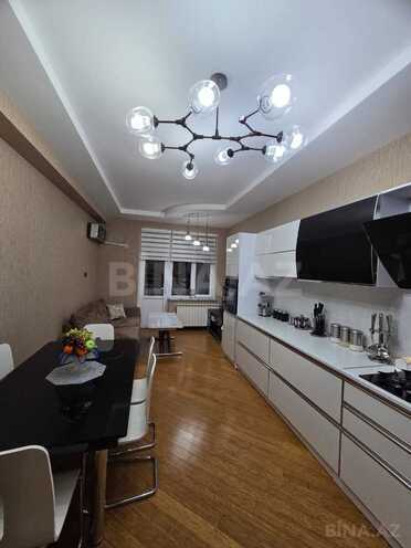Продаётся 4-комн. новостройка 180 м², м. Насими, photo 3 from 9