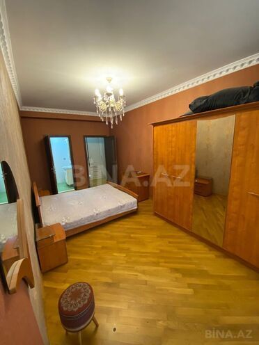Сдаётся 2-комн. новостройка 100 м², м. Низами, photo 1 from 6