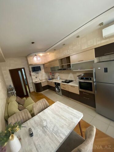 Сдаётся 2-комн. новостройка 100 м², м. Низами, photo 4 from 6