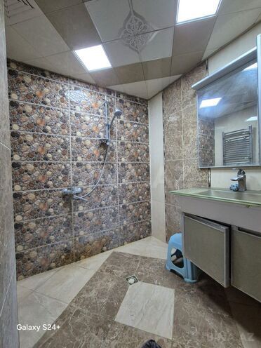 Продаётся 5-комн. вторичка 130 м², м. Иншаатчылар, photo 21 from 22