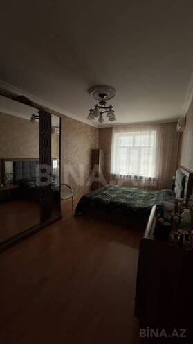 İcarəyə verilir 2 otaqlı köhnə tikili 65 m², 8 Noyabr m., photo 1 from 8