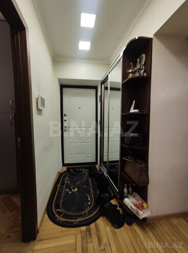 Satılır 3 otaqlı köhnə tikili 70 m², Nizami m., photo 18 from 19