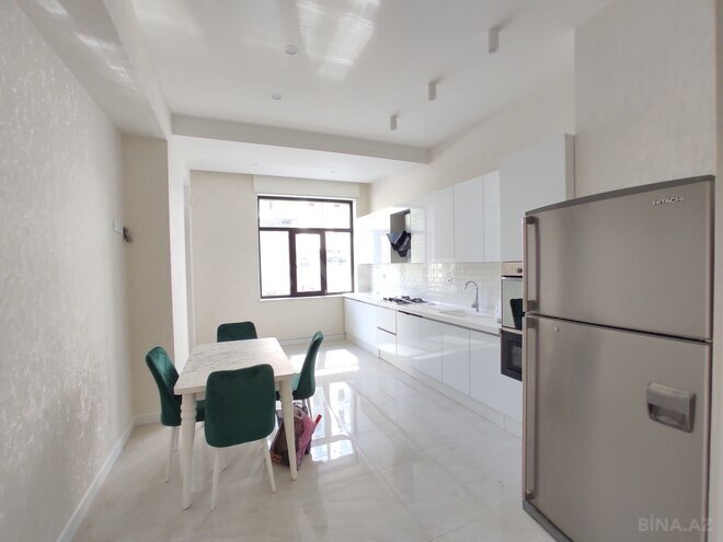 İcarəyə verilir 3 otaqlı yeni tikili 140 m², 28 May m., photo 9 from 14
