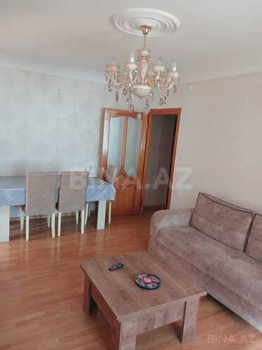 Сдаётся 2-комн. вторичка 50 м², м. Нефтчиляр, photo 1 from 11