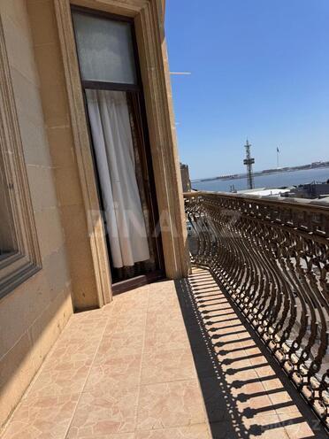 Satılır 3 otaqlı yeni tikili 138 m², Sahil m., photo 21 from 29