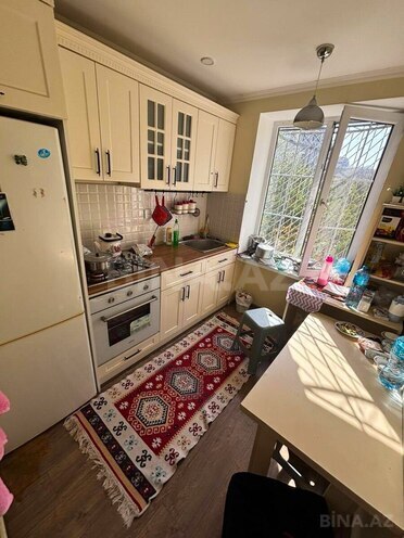 İcarəyə verilir 3 otaqlı köhnə tikili 75 m², Nizami m., photo 4 from 9