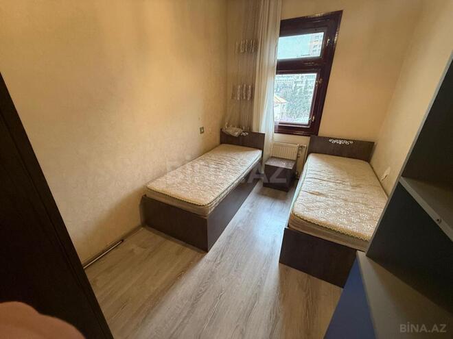 Сдаётся 3-комн. вторичка 80 м², Ясамальский р., photo 9 from 18