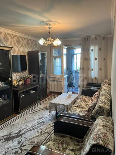 Сдаётся 2-комн. вторичка 60 м², м. Нефтчиляр, photo 1 from 12