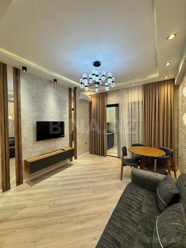 Сдаётся 2-комн. новостройка 55 м², м. Ази Асланов, photo 1 from 14