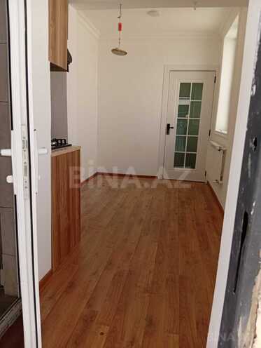 Satılır 2 otaqlı köhnə tikili 21 m², Sahil m., photo 1 from 11