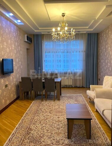 İcarəyə verilir 3 otaqlı yeni tikili 130 m², İnşaatçılar m., photo 1 from 12