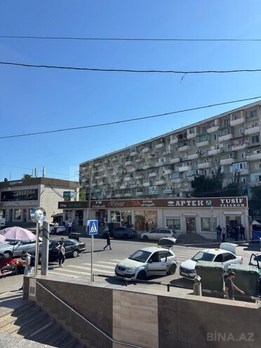 Satılır 2 otaqlı köhnə tikili 65 m², Xalqlar Dostluğu m., photo 1 from 13