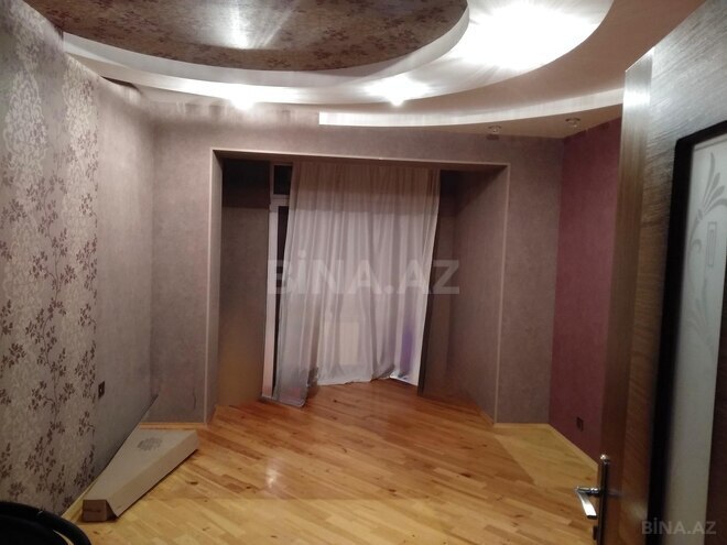 Satılır 3 otaqlı köhnə tikili 97 m², Neftçilər m., photo 3 from 9