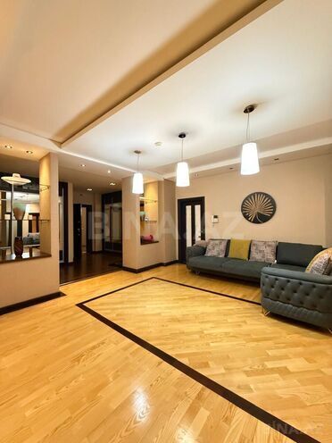 Продаётся 4-комн. новостройка 240 м², м. Низами, photo 7 from 23