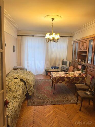 Satılır 2 otaqlı köhnə tikili 70 m², 28 May m., photo 10 from 14
