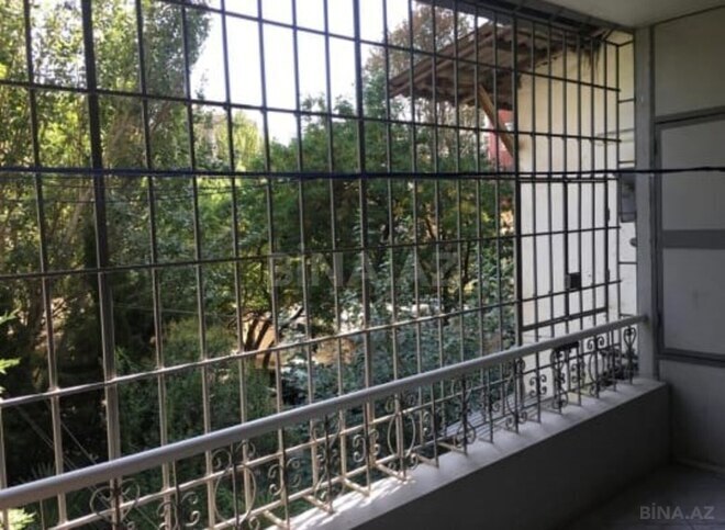 Satılır 3 otaqlı köhnə tikili 100 m², 28 May m., photo 17 from 18