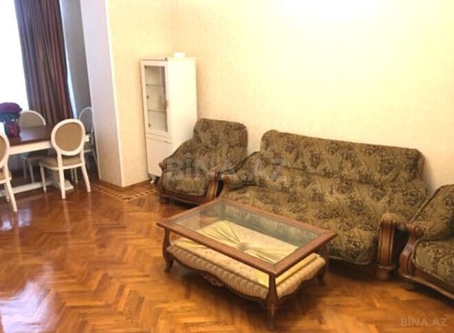 Satılır 3 otaqlı köhnə tikili 100 m², 28 May m., photo 3 from 18