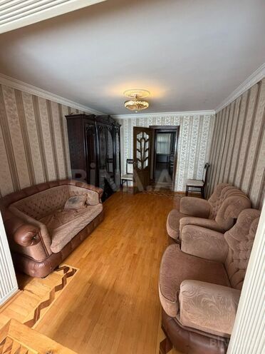 İcarəyə verilir 3 otaqlı köhnə tikili 60 m², Elmlər Akademiyası m., photo 1 from 13