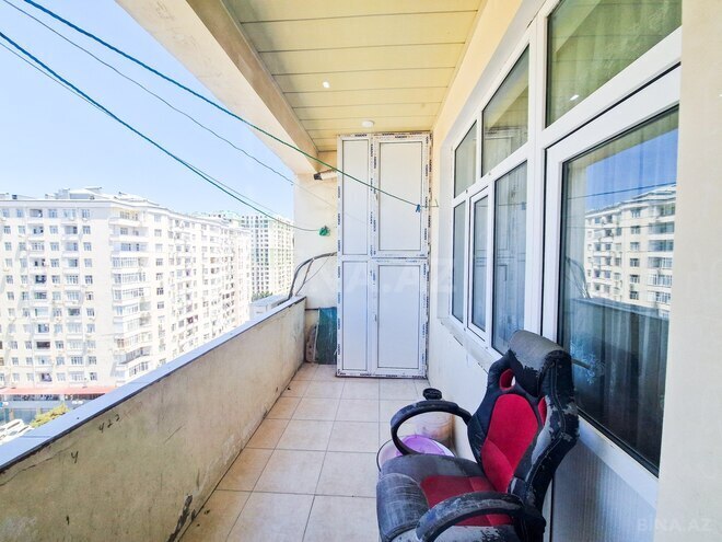 Сдаётся 3-комн. новостройка 120 м², м. Нефтчиляр, photo 16 from 17