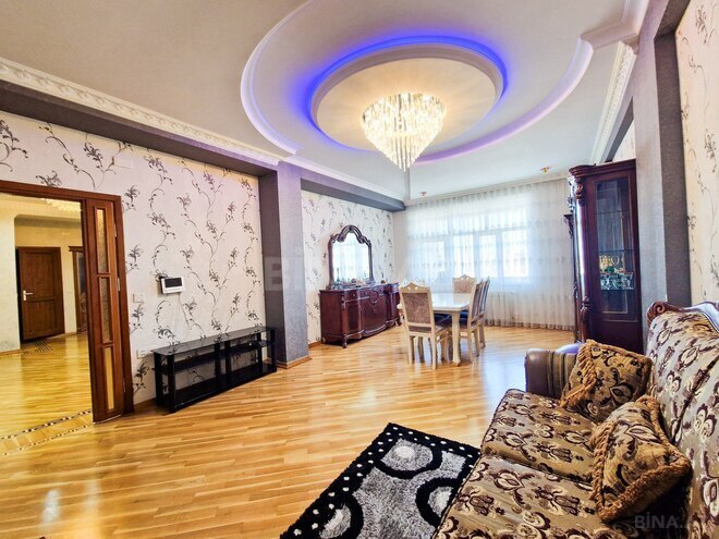 Сдаётся 3-комн. новостройка 120 м², м. Нефтчиляр, photo 5 from 17