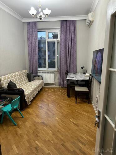 Продаётся 2-комн. вторичка 52 м², м. Элмляр Академиясы, photo 14 from 16