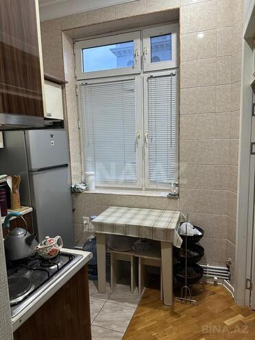 Продаётся 2-комн. вторичка 52 м², м. Элмляр Академиясы, photo 7 from 16