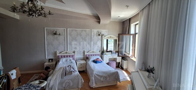 Сдаётся 3-комн. новостройка 170 м², м. Низами, photo 14 from 32