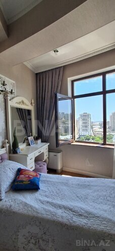 Сдаётся 3-комн. новостройка 170 м², м. Низами, photo 13 from 32