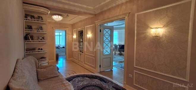 Сдаётся 3-комн. новостройка 170 м², м. Низами, photo 3 from 32