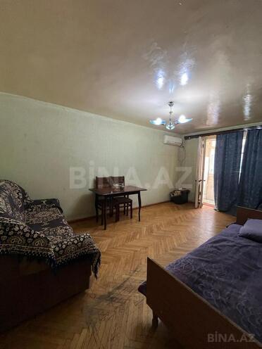 Сдаётся 1-комн. вторичка 35 м², м. Элмляр Академиясы, photo 4 from 10