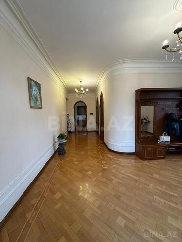 Satılır 11 otaqlı həyət evi/bağ evi 600 m², Həzi Aslanov q., photo 21 from 29