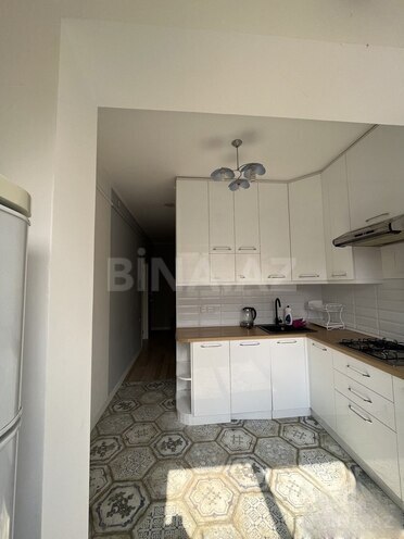 Satılır 2 otaqlı köhnə tikili 65 m², İnşaatçılar m., photo 10 from 18