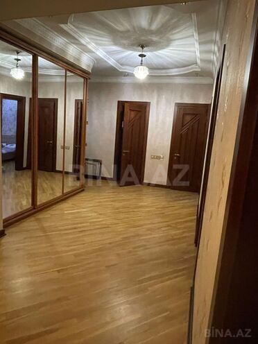 Сдаётся 3-комн. новостройка 137 м², м. Иншаатчылар, photo 4 from 11