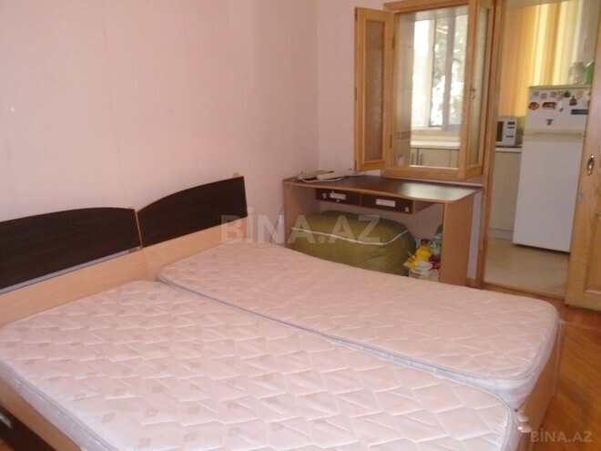 Сдаётся 3-комн. вторичка 55 м², м. Элмляр Академиясы, photo 8 from 17
