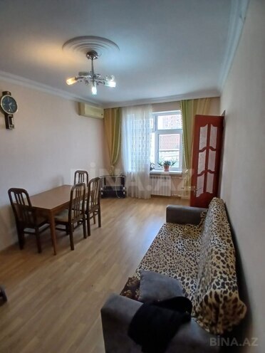 İcarəyə verilir 2 otaqlı köhnə tikili 60 m², 8 Noyabr m., photo 1 from 16